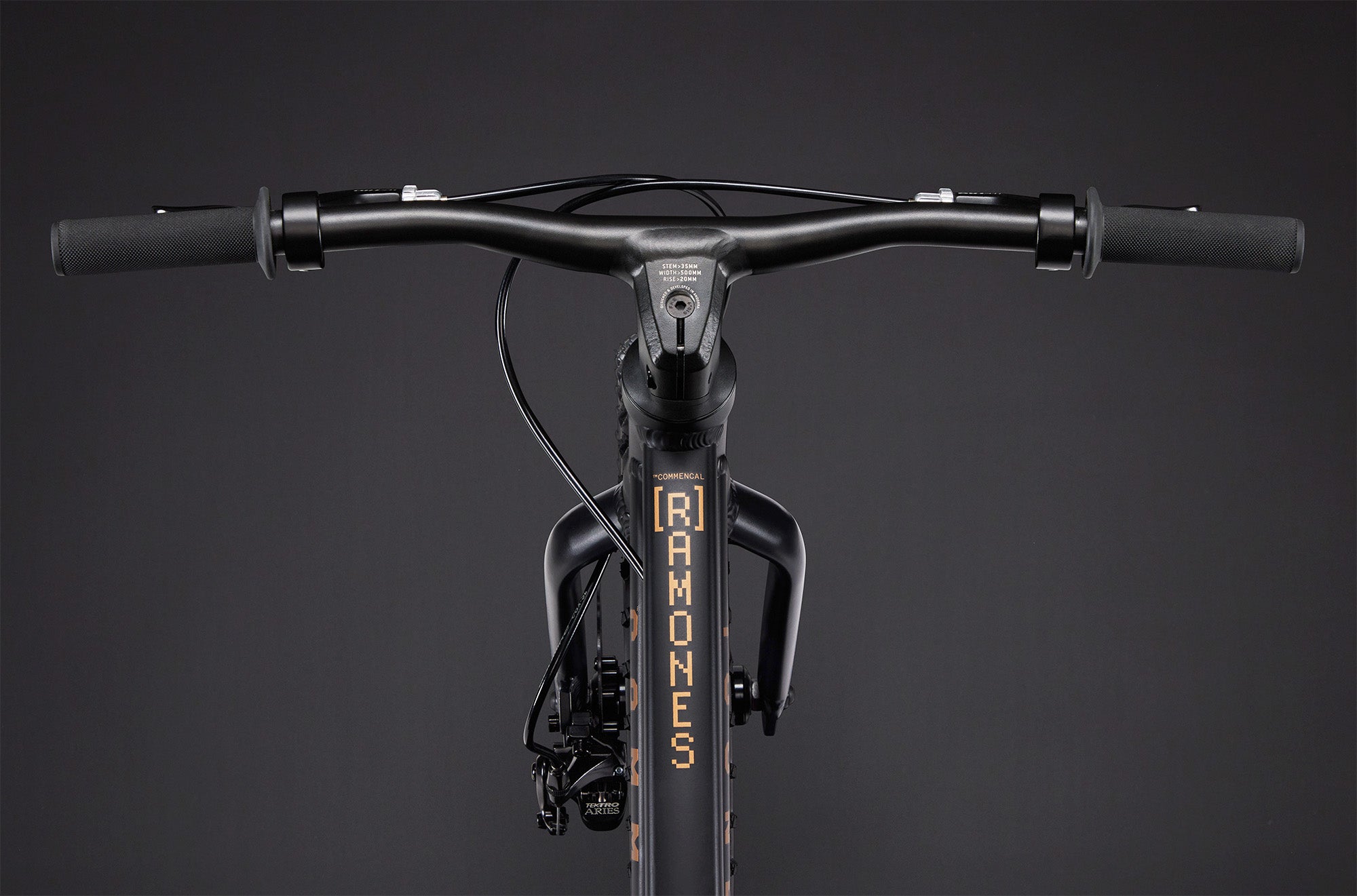 COMMENCAL RAMONES 16 2026